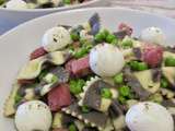 Salade de farfalle aux petits pois et dés de jambon