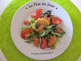 Salade de jeunes pousses au saumon et tomates