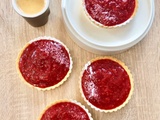 Tartelettes à la compotée de rhubarbe et de framboises