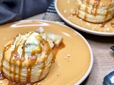 Vol au vent sucré à la poire, glace vanille et caramel au beurre salé