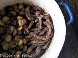 Boeuf et pommes de terre sautés au beurre, à l'ail et aux herbes (one pot)