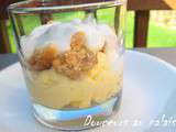 Parfait au citron, crumble aux amandes et yogourt au miel