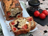 Cake aux tomates, feta et tapenade