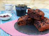 Cake healthy et moelleux au chocolat et myrtilles