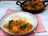 Curry de pommes de terre, pois chiches et épinards