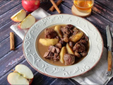 Joues de porc aux pommes châtaignes et cidre