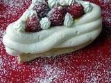 Coeur de Meringue à la Crème de Framboises