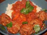 Boulettes de bœuf a l'houmous et au cumin, sauce tomates carottes