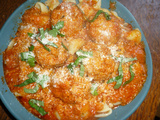 Boulettes de dinde aux olives farcies, coulis tomates et poivrons