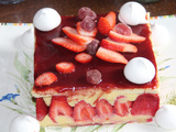 Fraisier carre, creme mousseline, gariguettes et framboises