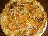 Quiche fermiere aux champignons de paris, lard et neufchatel