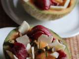 Salade de melon a la viande des grisons, parmesan et pistaches grillees