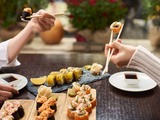 Quel restaurant sushi offre le meilleur équilibre entre qualité et prix