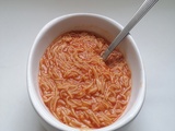 Soupe Maison au Coulis de Tomates, Ail et Vermicelles - Un Délice à Partager