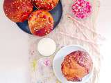 Brioches aux pralines roses