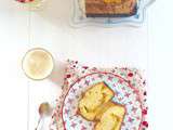 Cake à l’avocat et confiture de mirabelle