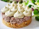 Comme un cheesecake salé : crackers, thon et mousse d’avocat