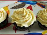 Cupcakes ultra-gourmands glaçage au chocolat blanc