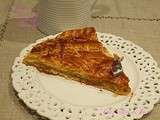 Galette des rois aux pommes et chocolat râpé