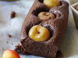 Gâteau fondant au chocolat et cerises Napoléon, tout le style est dans la queue