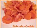 Pâtes à la tomate, aux carottes et aux lardons