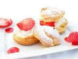 Choux a la creme chantilly & fraises