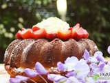 Gâteau de ma sœur. (Avec sa collerette de fraise, chantilly maison au gingembre et amandes)