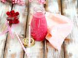 Smoothie aux betteraves, framboises et chanvre {Octobre Rose}