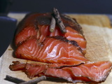 Saumon gravlax à la réglisse