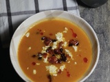 Soupe de potiron rôti au chorizo féta et huile pimentée