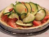 Tarte à l’anchoïade, tomate et courgette