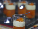 Verrines de tomates en gelée au fromage frais