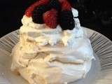 Pavlova aux fruits rouges