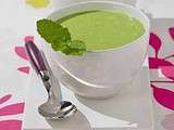 Velouté glacé de petit pois à la menthe