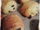 Pains au chocolat à la pâte à couque