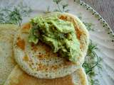 Pancakes au lait de coco et Green Houmous