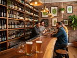 Bon esprit craft beers & good spirits : le bar convivial à découvrir
