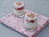 Coupes de fraises fromage blanc et chantilly