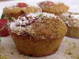 Sage des fraises: suite : Financiers aux fraises et pistaches