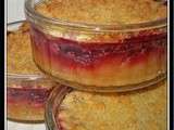 Crumble aux pommes et coulis de fruits rouges