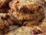 Cookies au thé matcha, chocolat blanc et cerises : un réconfort gourmand pour les jours froids