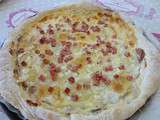 Tarte salée au camembert (pâte à pizza)