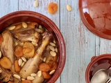 Tajine de poulet aux abricots et amandes