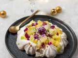 Pavlova aux kiwis jaunes et verts avec ses meringues vanillées