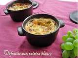 Clafoutis aux raisins blancs en mini-cocottes