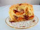 Cake aux carambars et aux abricots