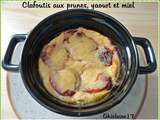 Clafoutis aux prunes, yaourt et miel