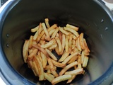 Frites  maison  avec l'extra crisp cookéo