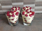 Tiramisu aux framboises du jardin