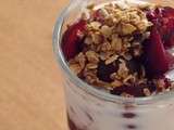 Granola   a   l'érable   et   aux   dattes